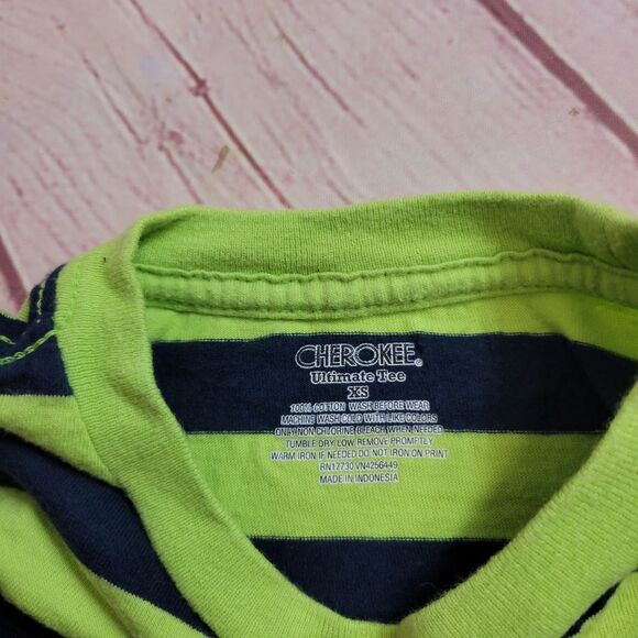 Cherokee stripped shirt XS - Picture 2 of 2